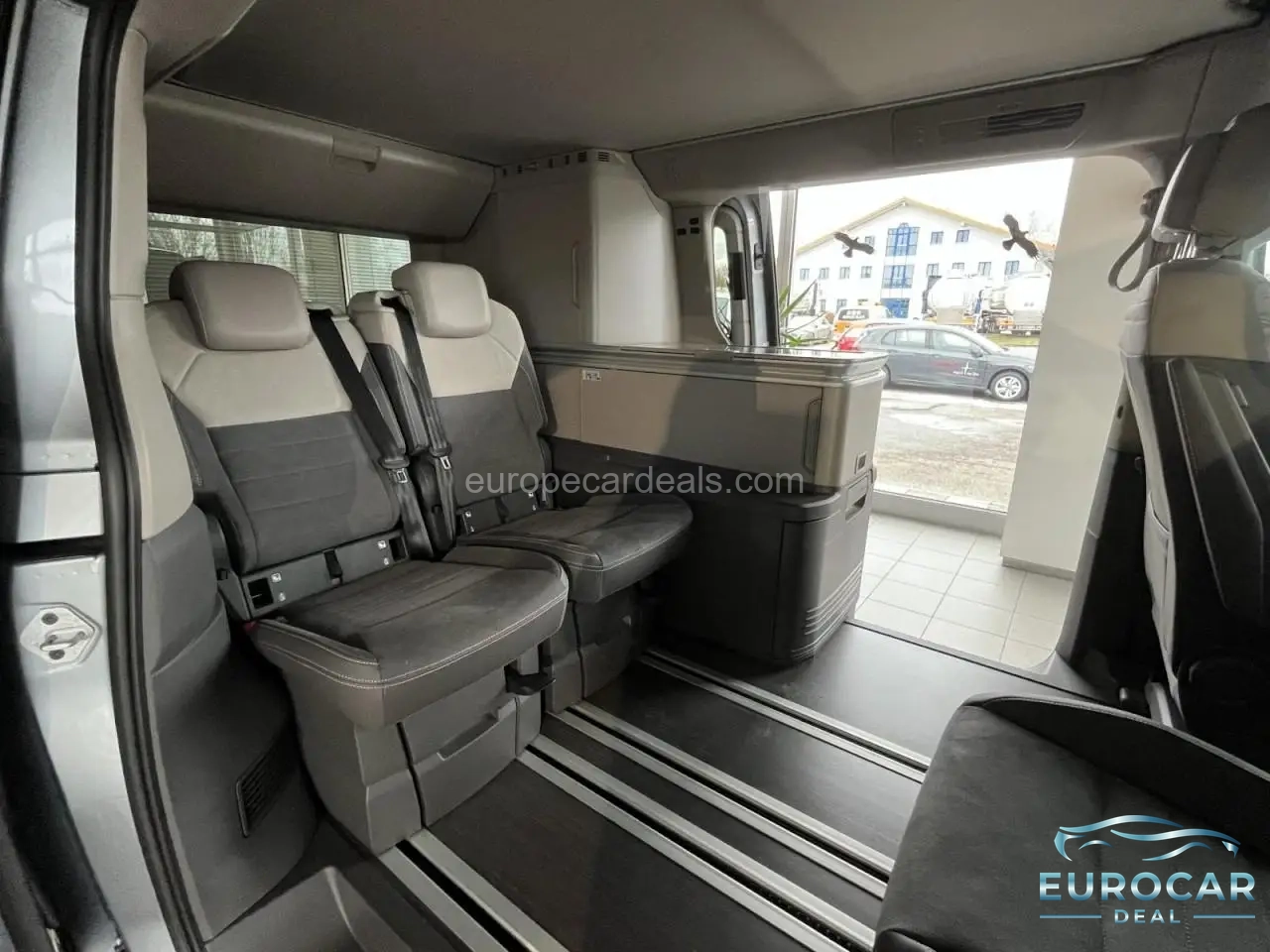 Volkswagen T7 California