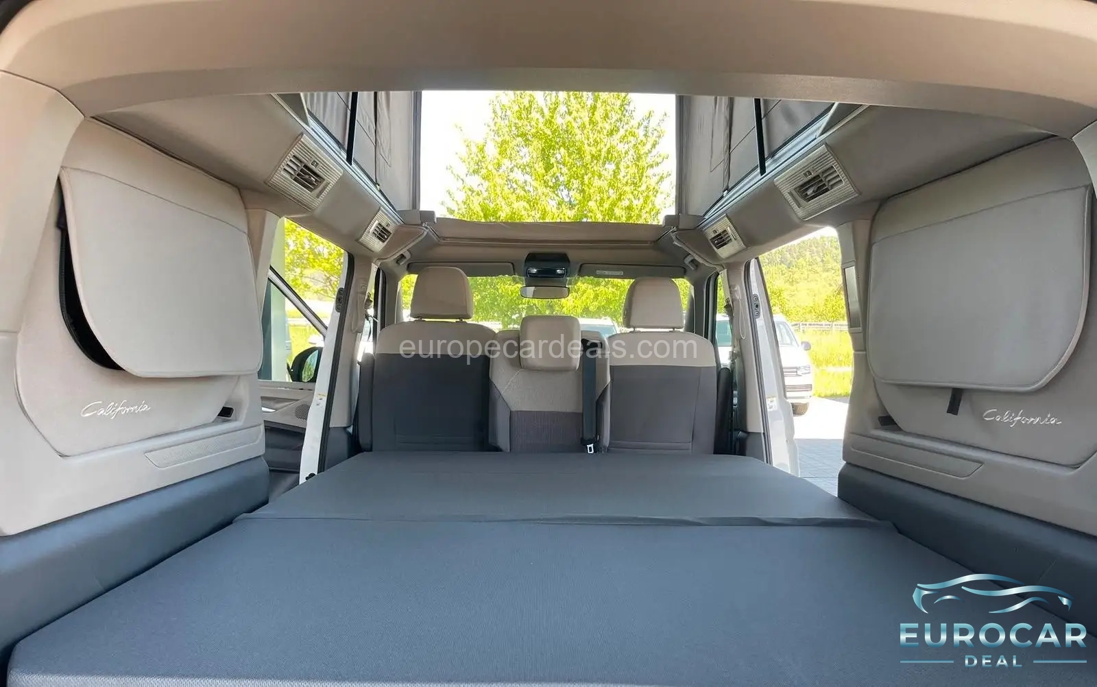 Volkswagen T7 California