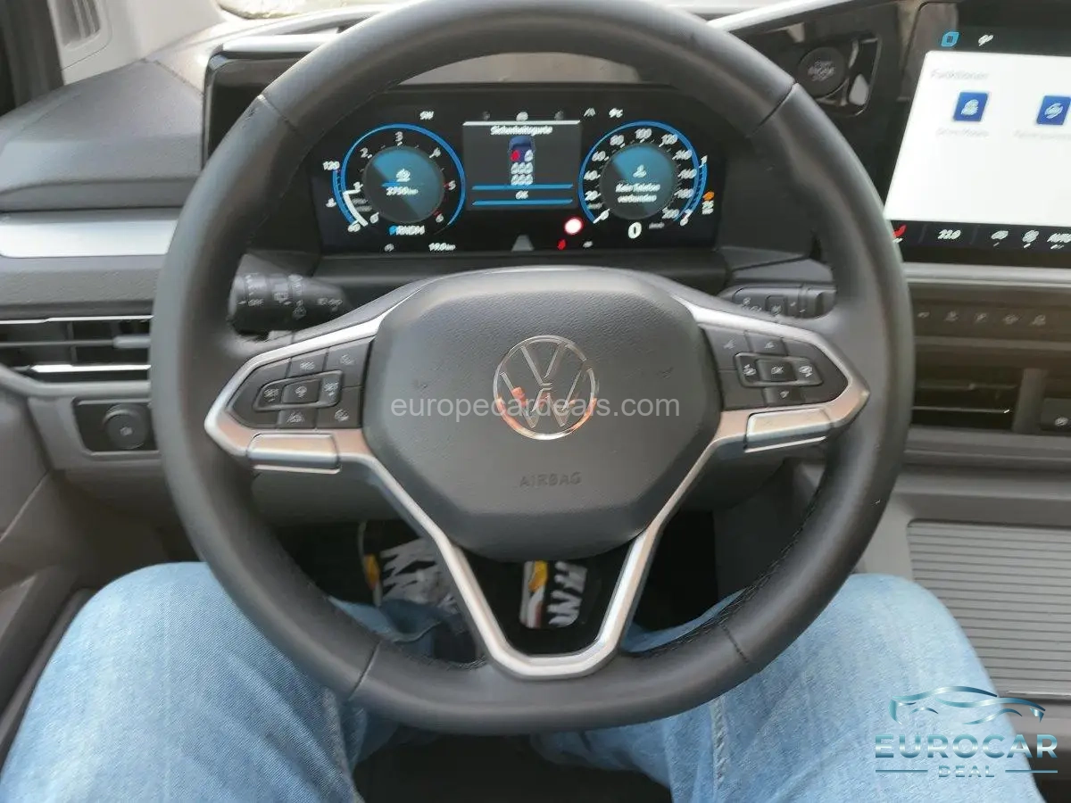 Volkswagen T7 Caravelle