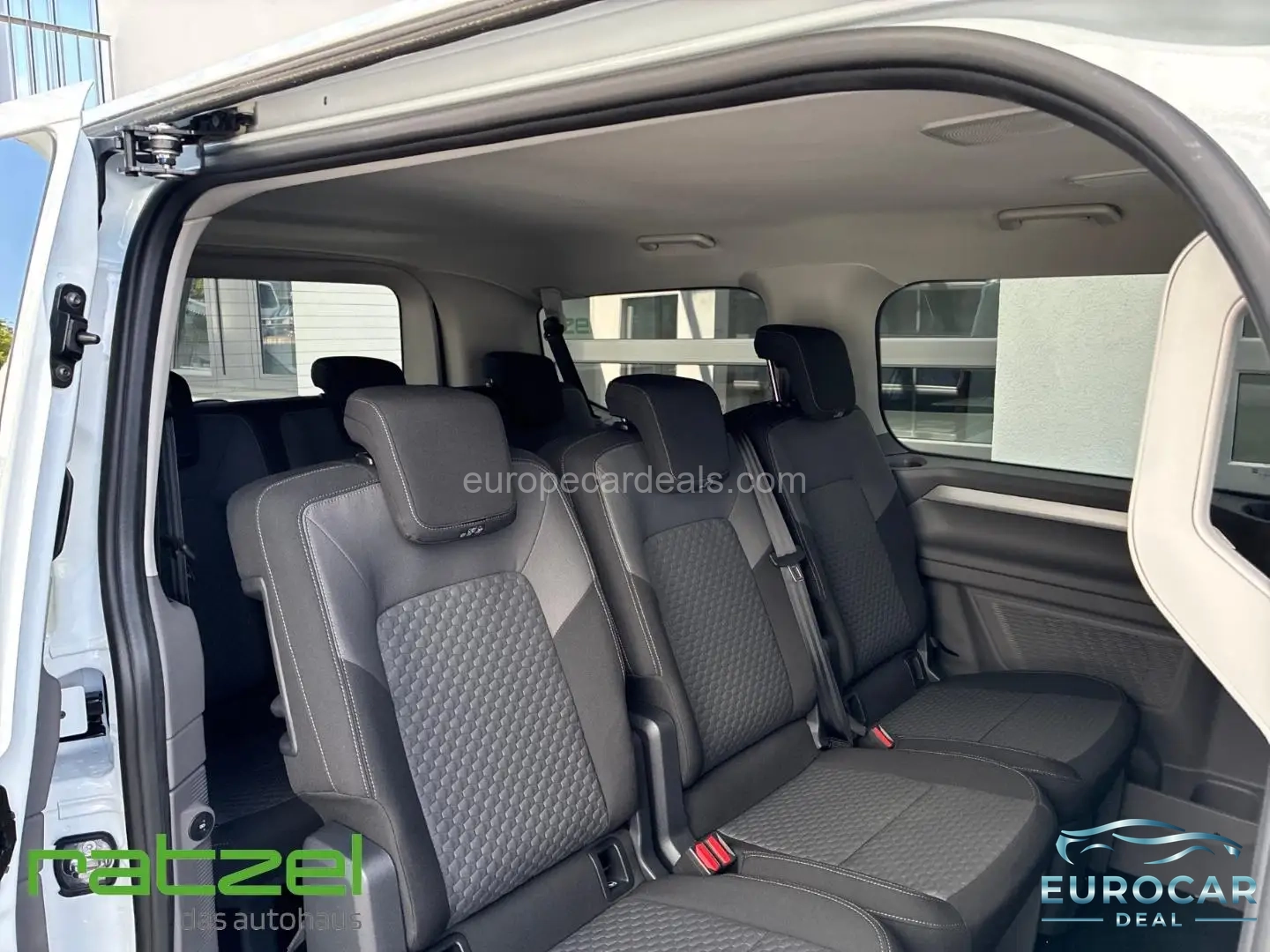 Volkswagen T7 Caravelle