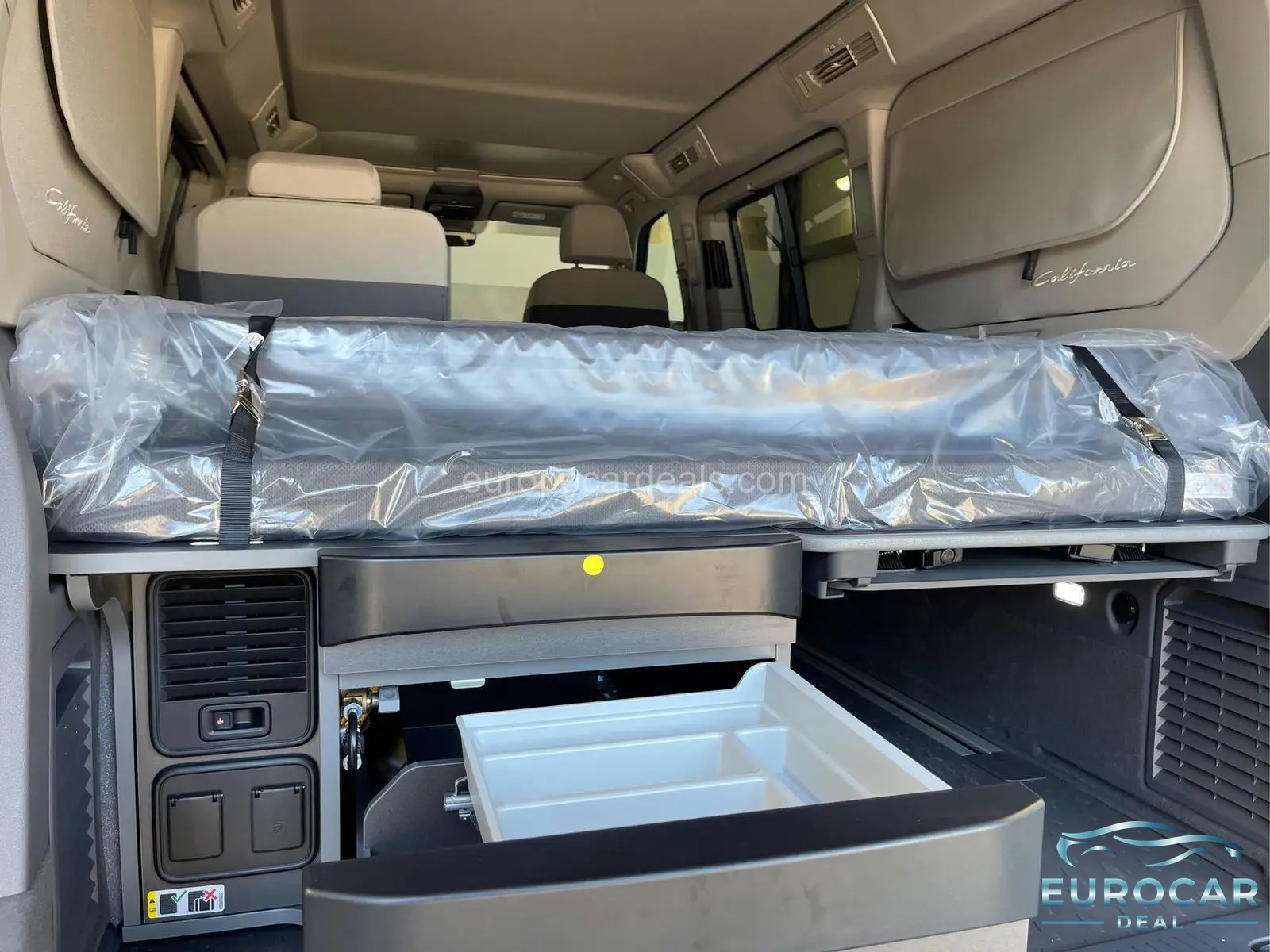 Volkswagen T7 California