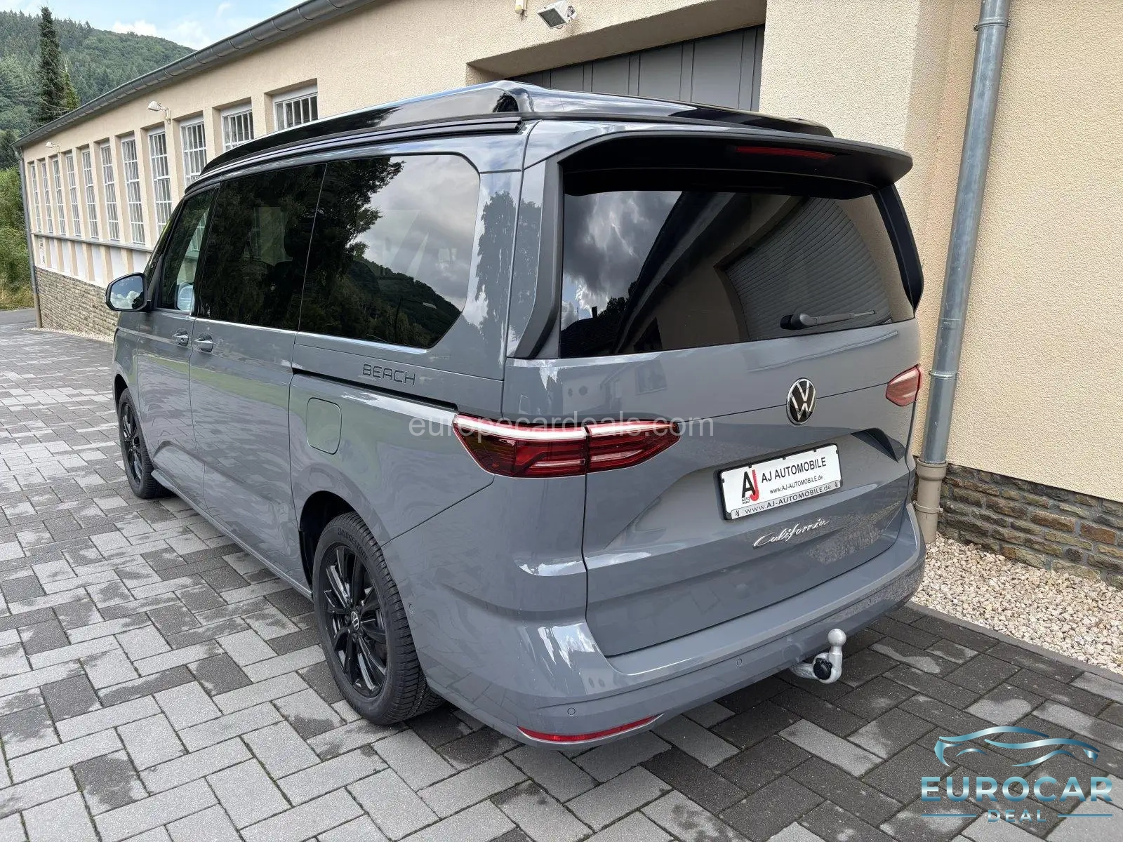 Volkswagen T7 California