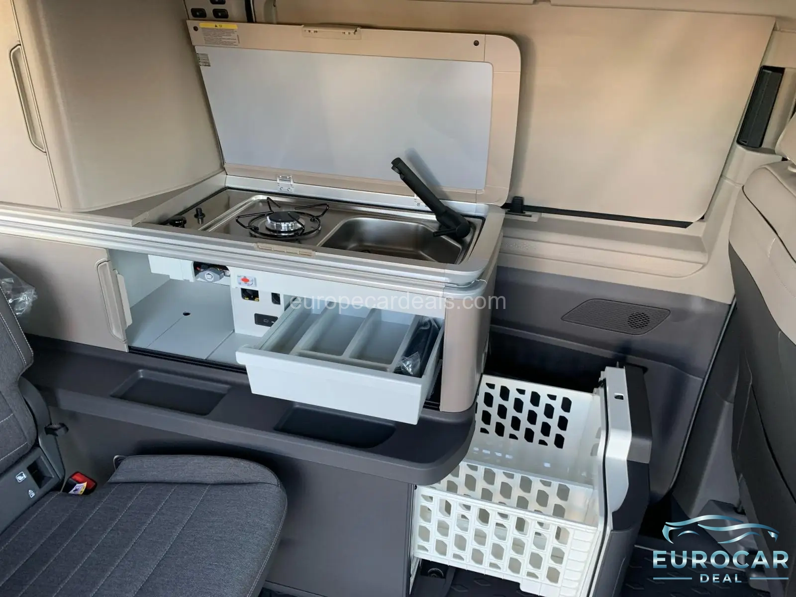 Volkswagen T7 California