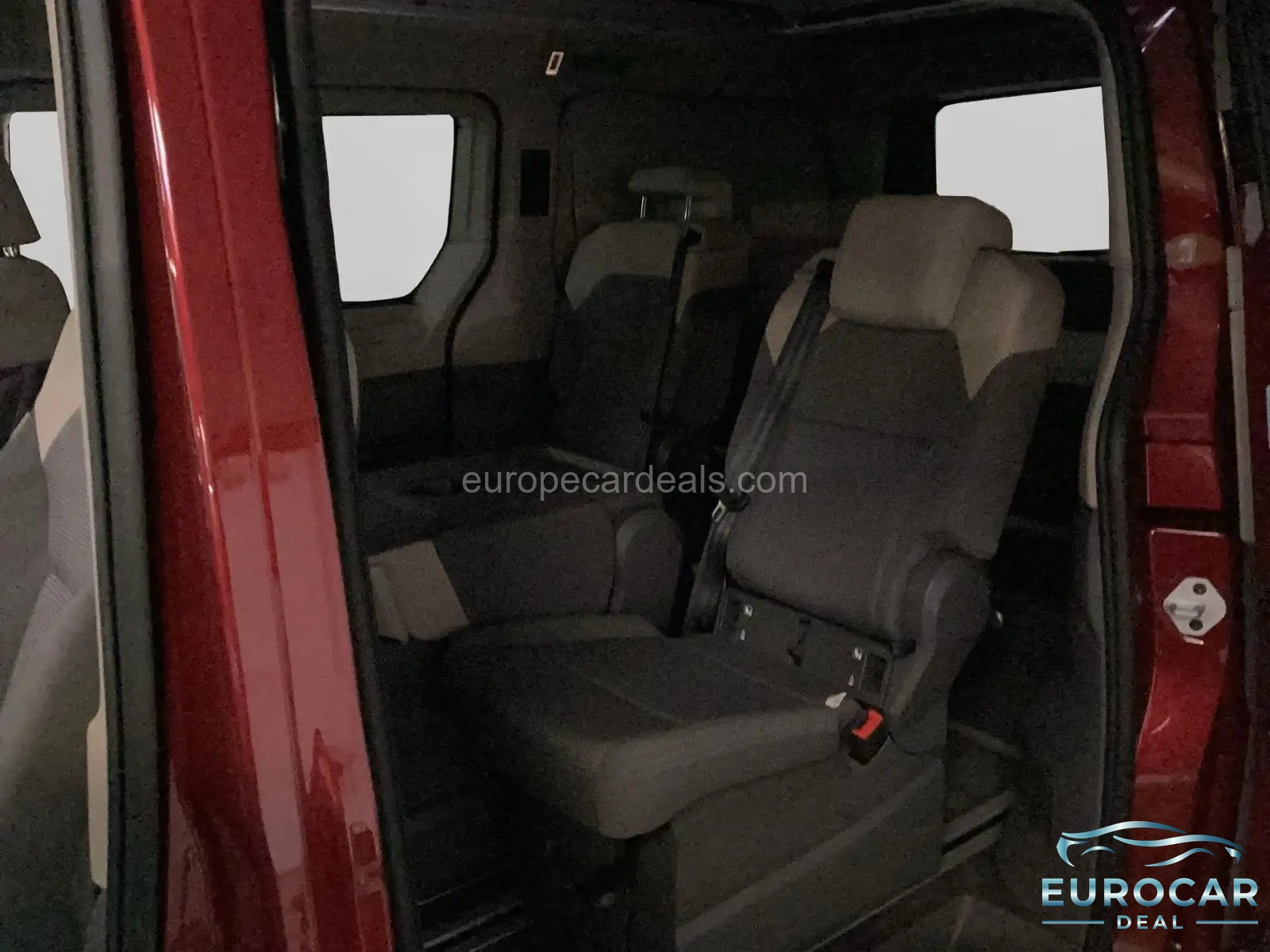 Volkswagen T7 California