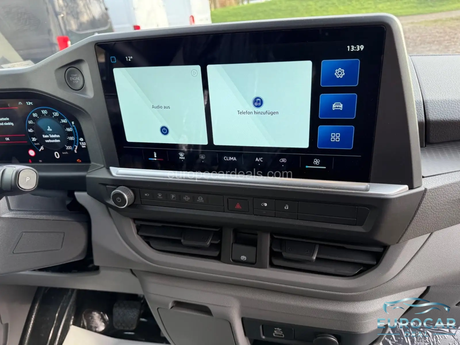 Volkswagen T7 Caravelle
