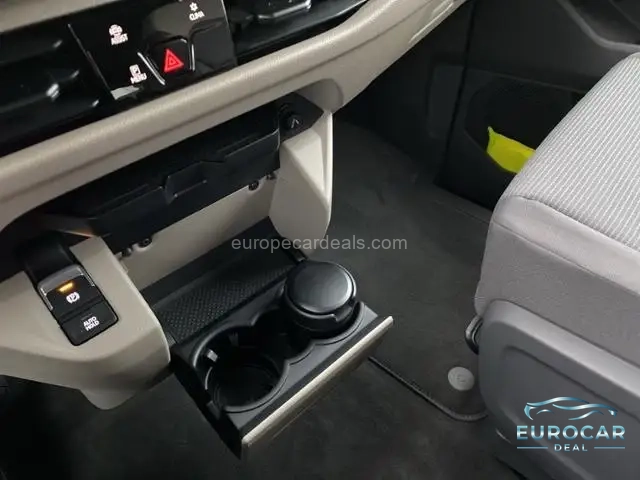 Volkswagen T7 California