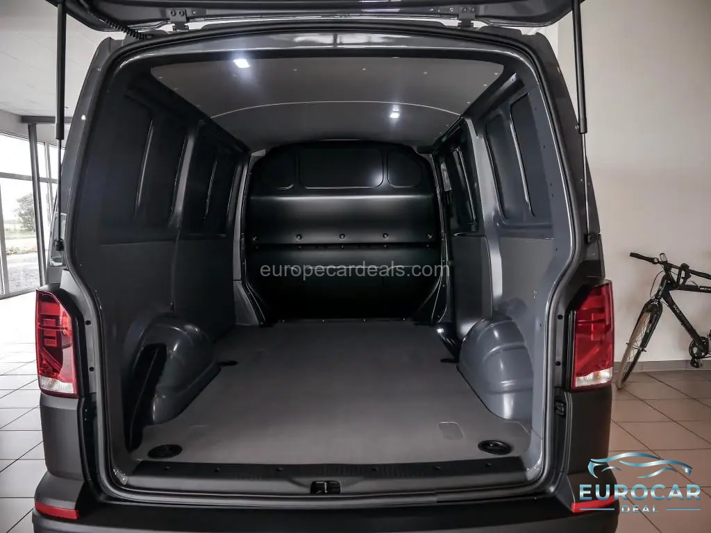 Volkswagen T7 Transporter