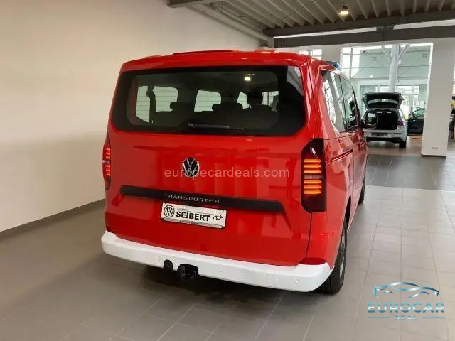 Volkswagen T7 Kombi