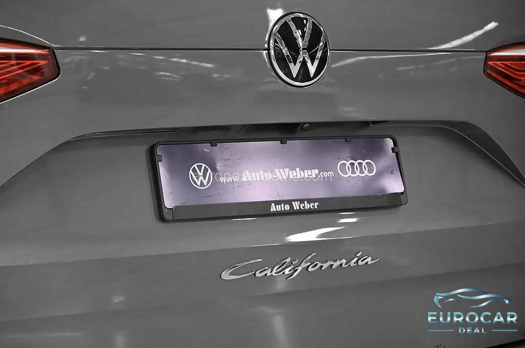 Volkswagen T7 California