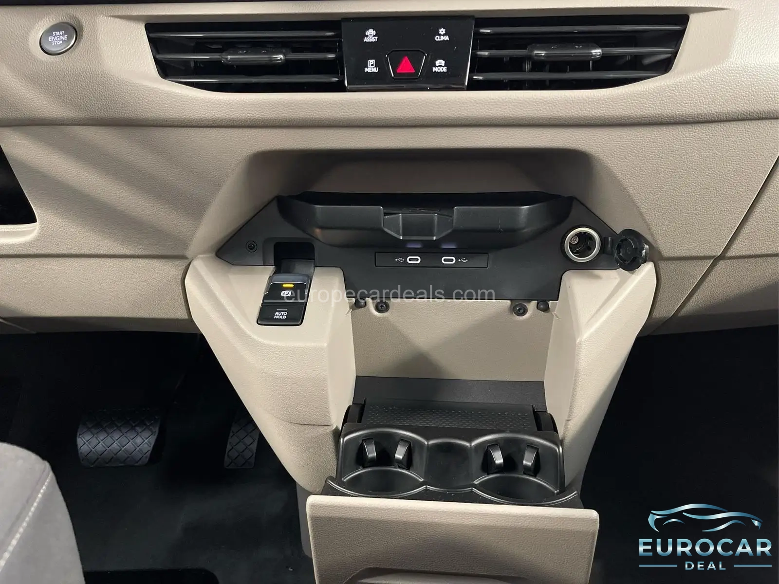 Volkswagen T7 California