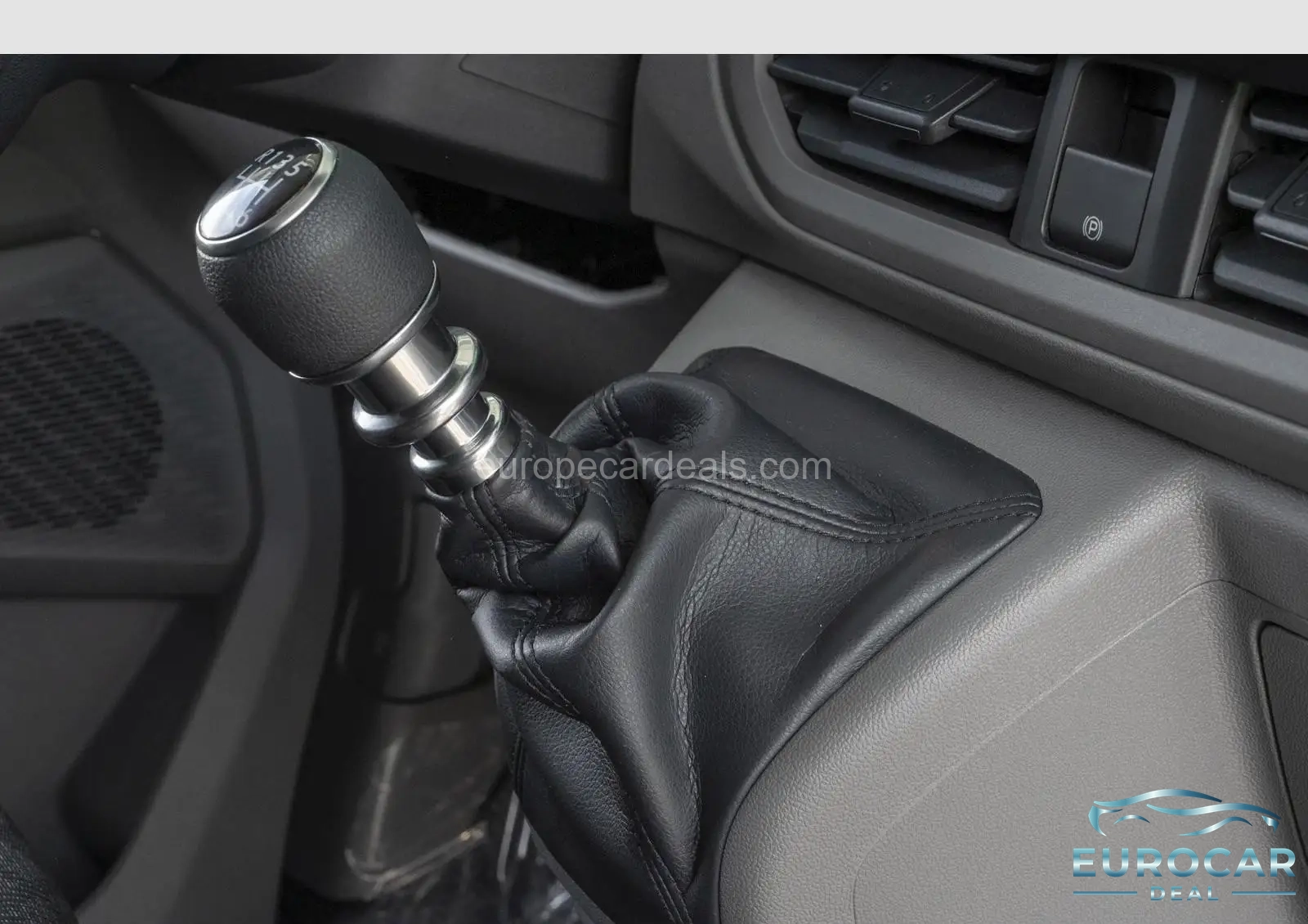 Volkswagen T7 Transporter