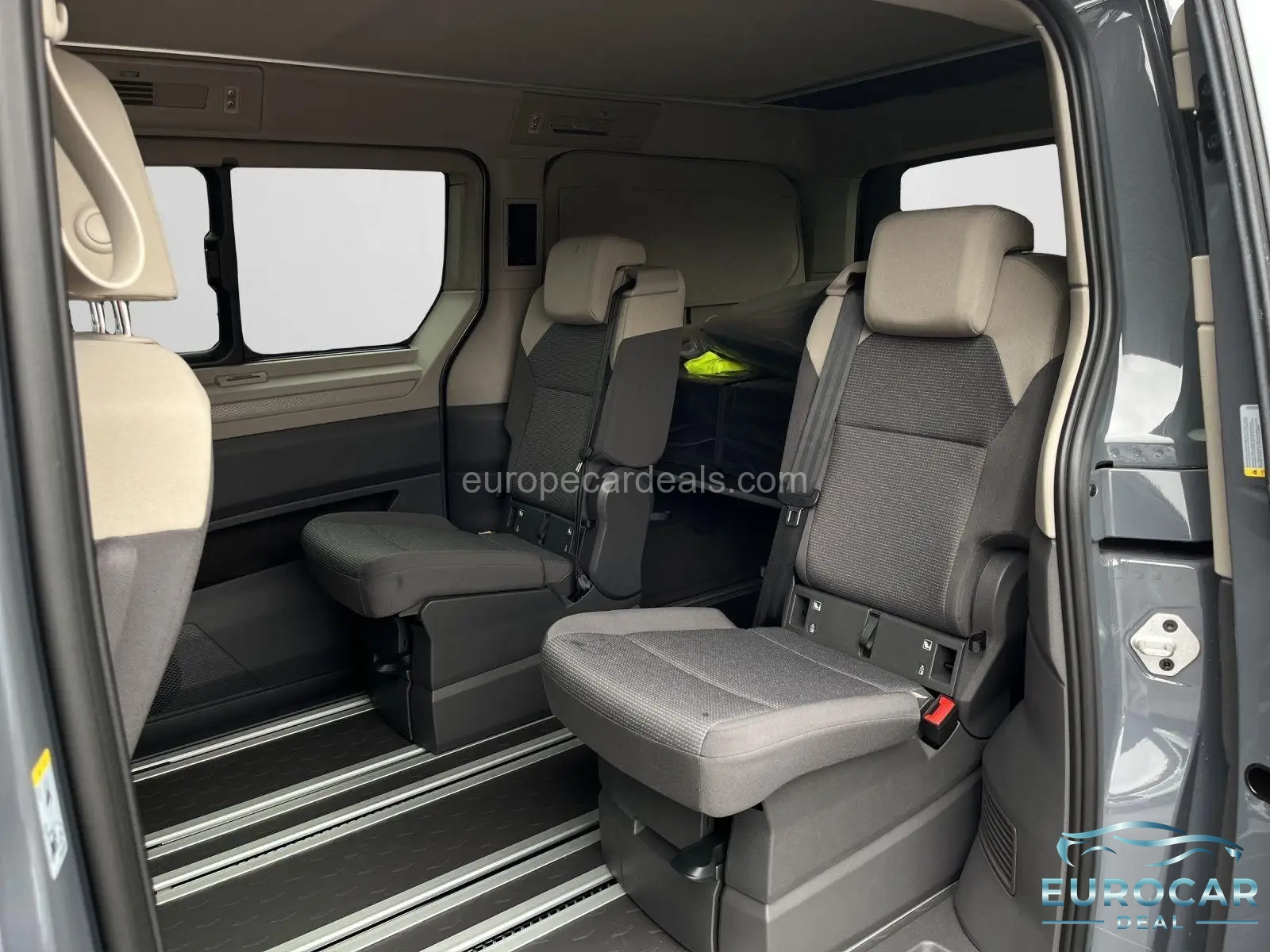 Volkswagen T7 California