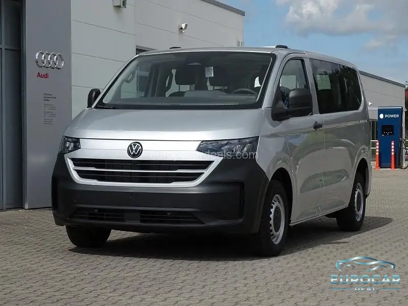 Volkswagen T7 Kombi