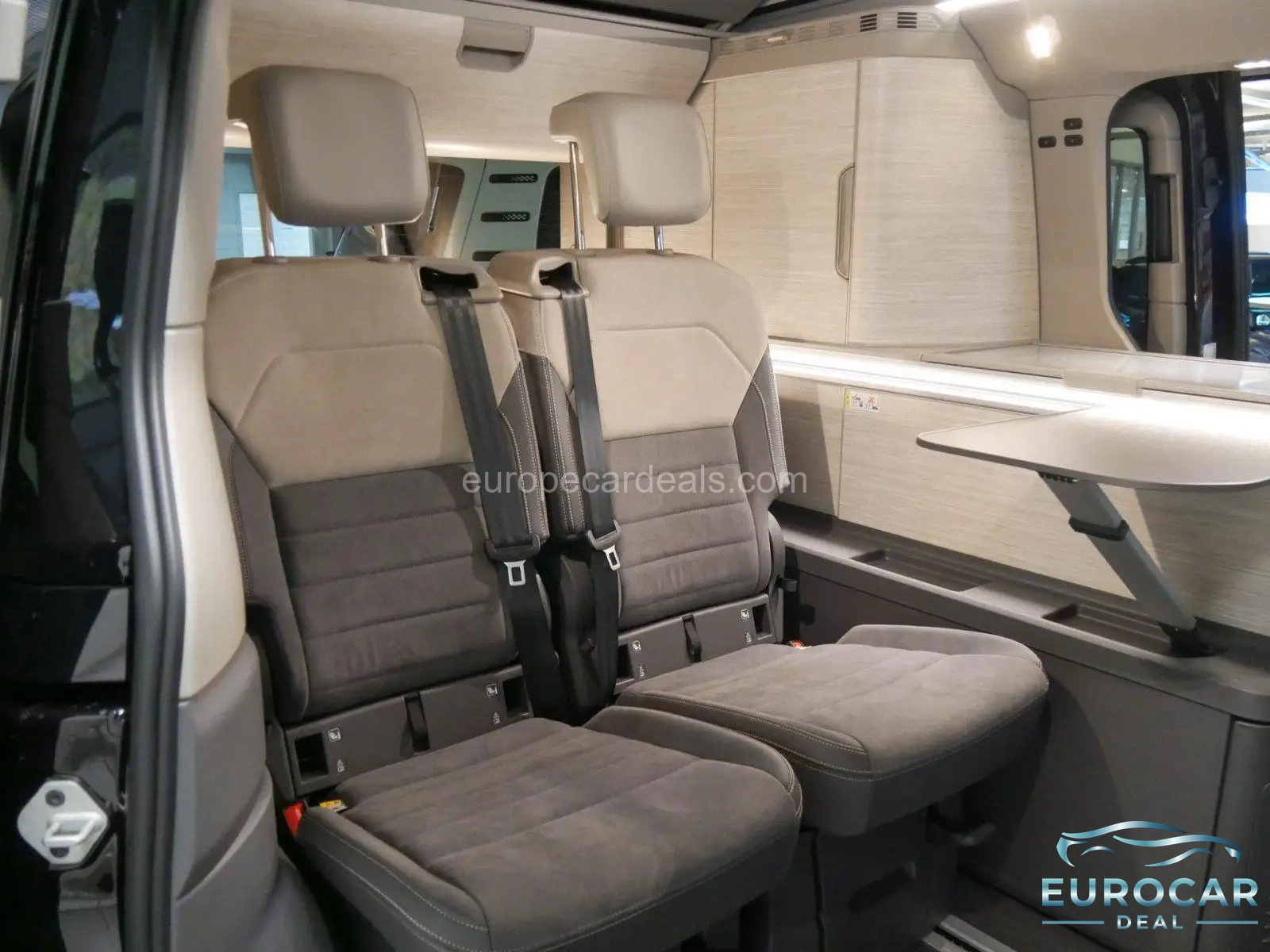Volkswagen T7 California