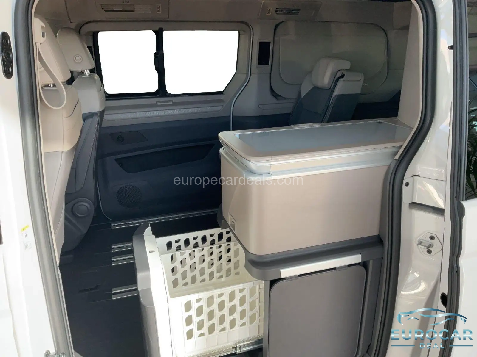 Volkswagen T7 California