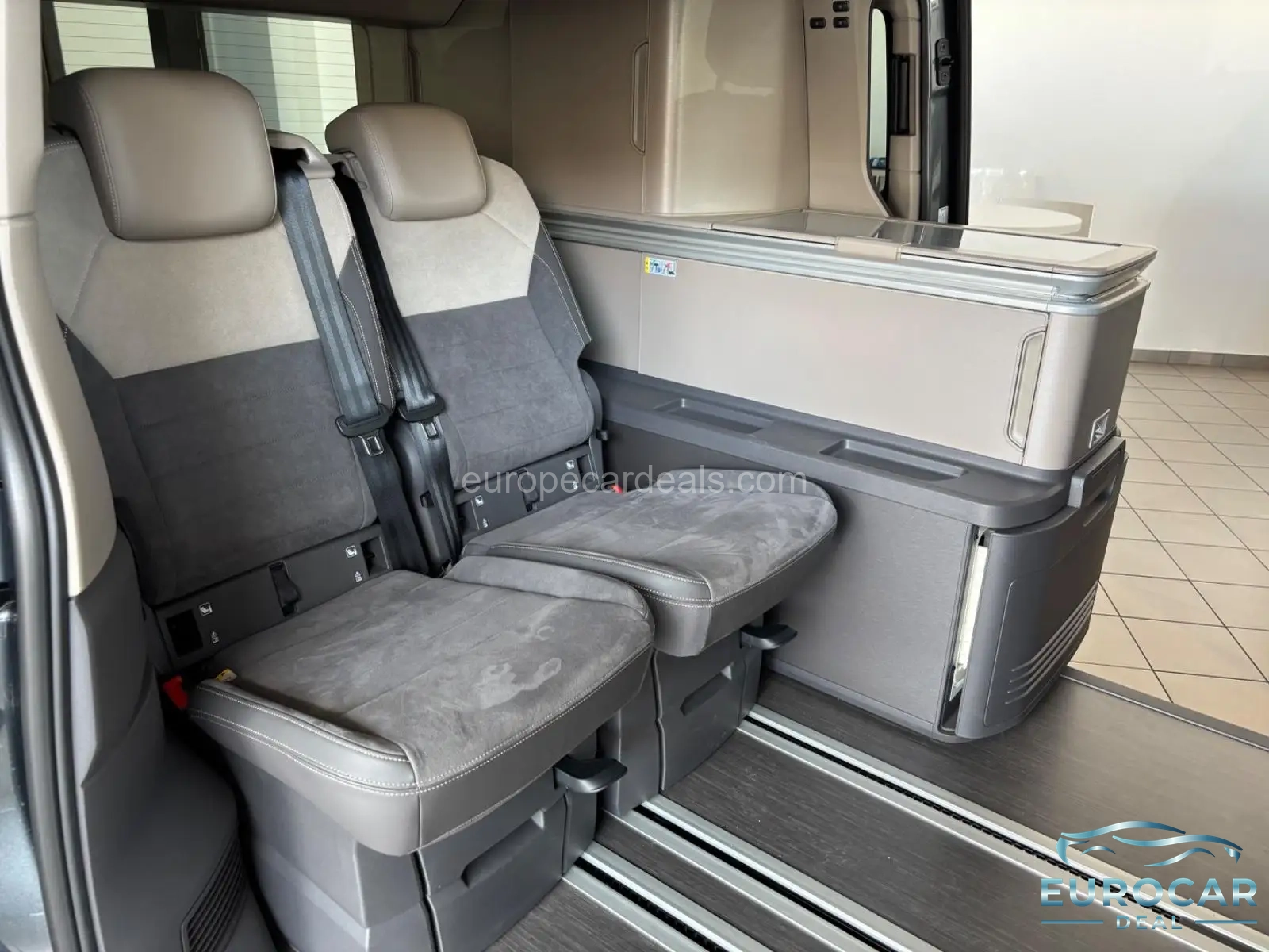 Volkswagen T7 California