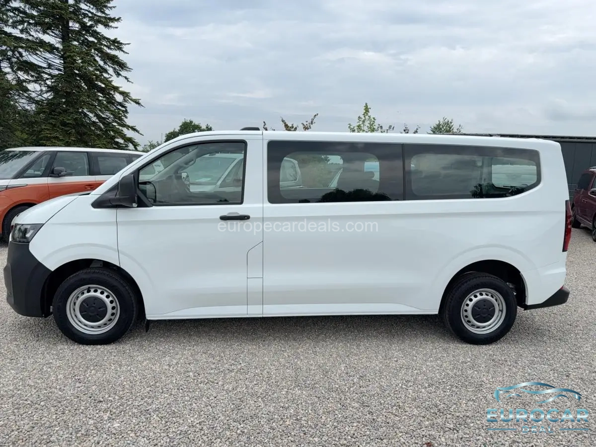 Volkswagen T7 Kombi