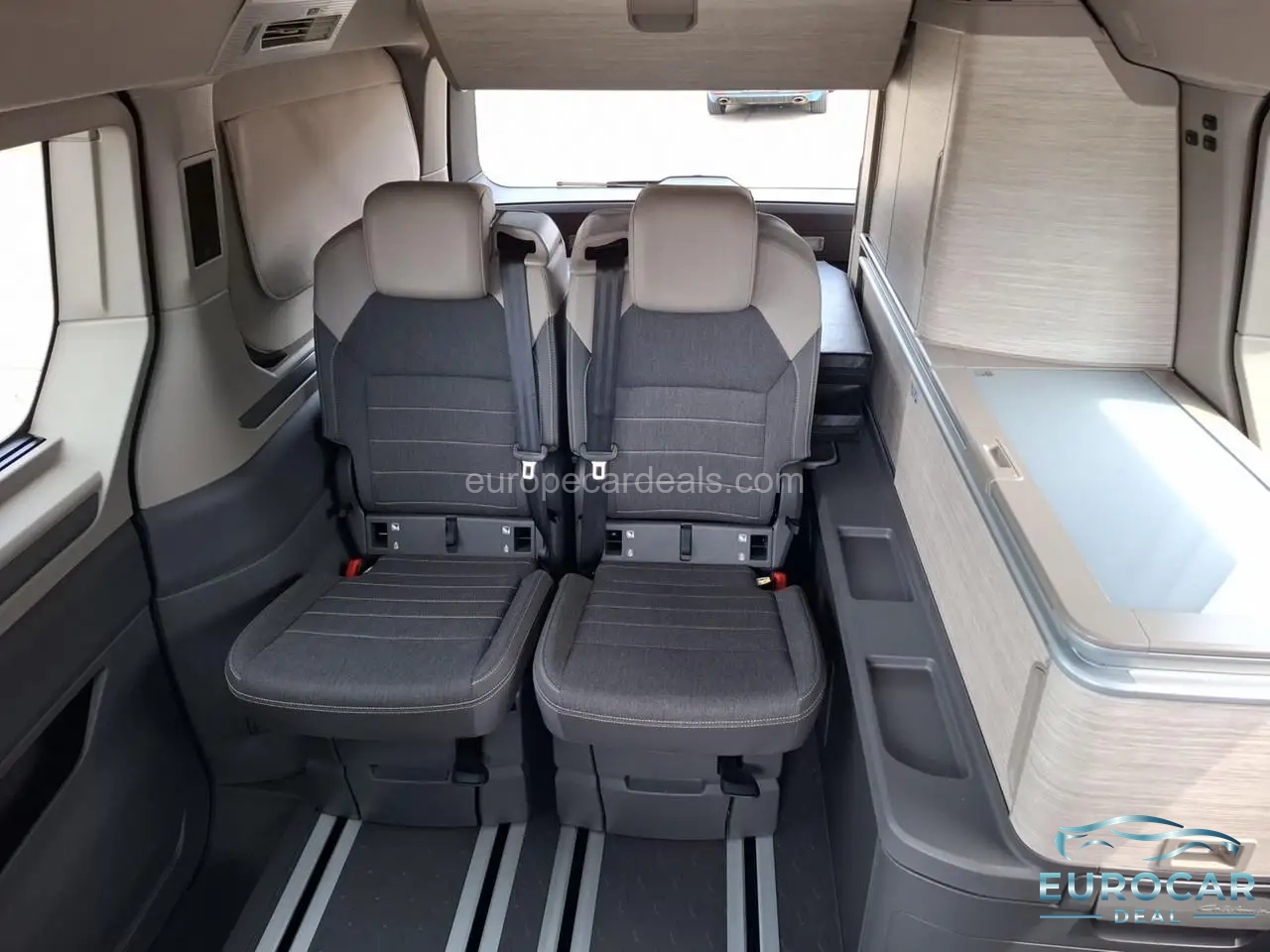 Volkswagen T7 California