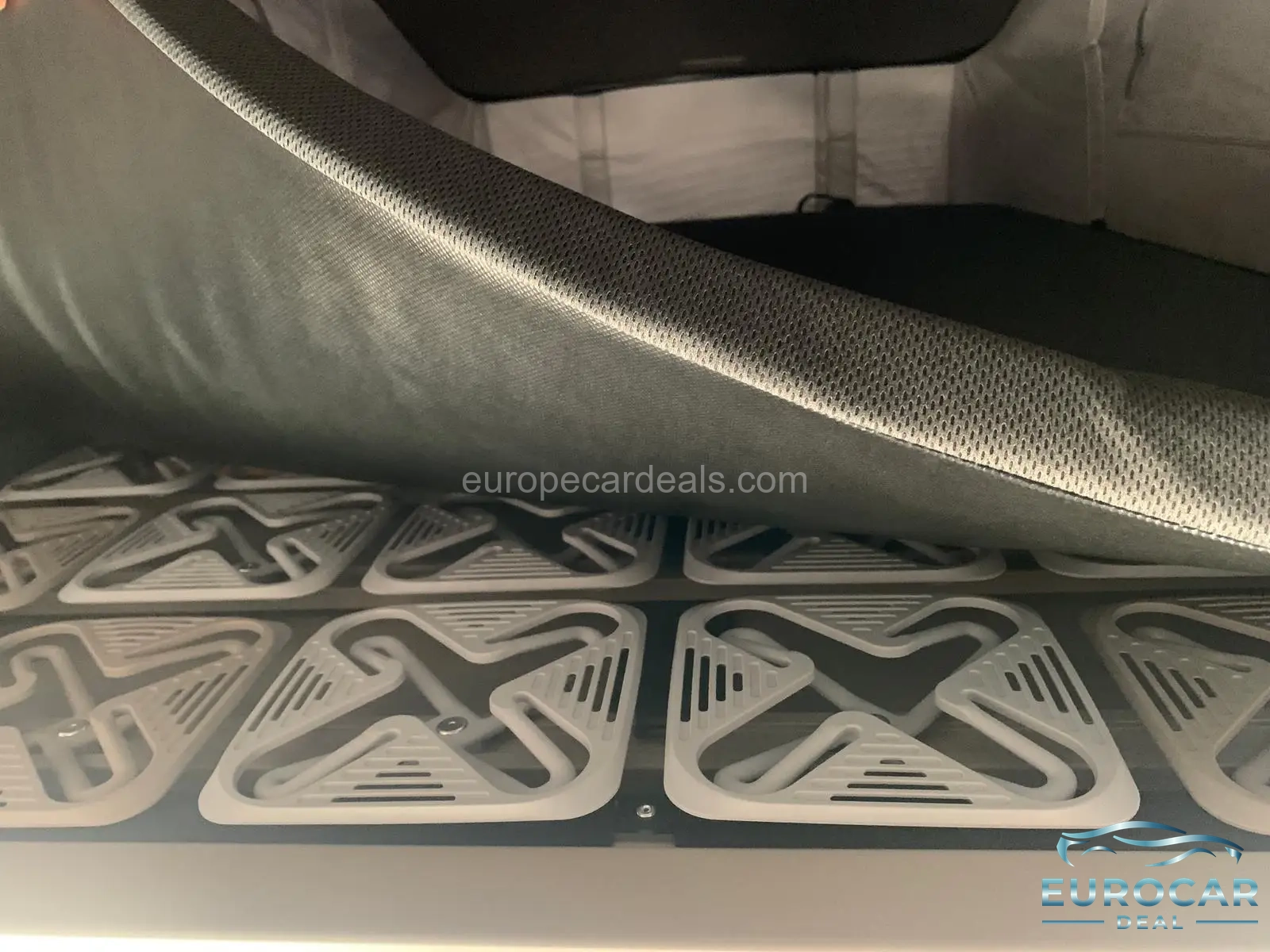 Volkswagen T7 California