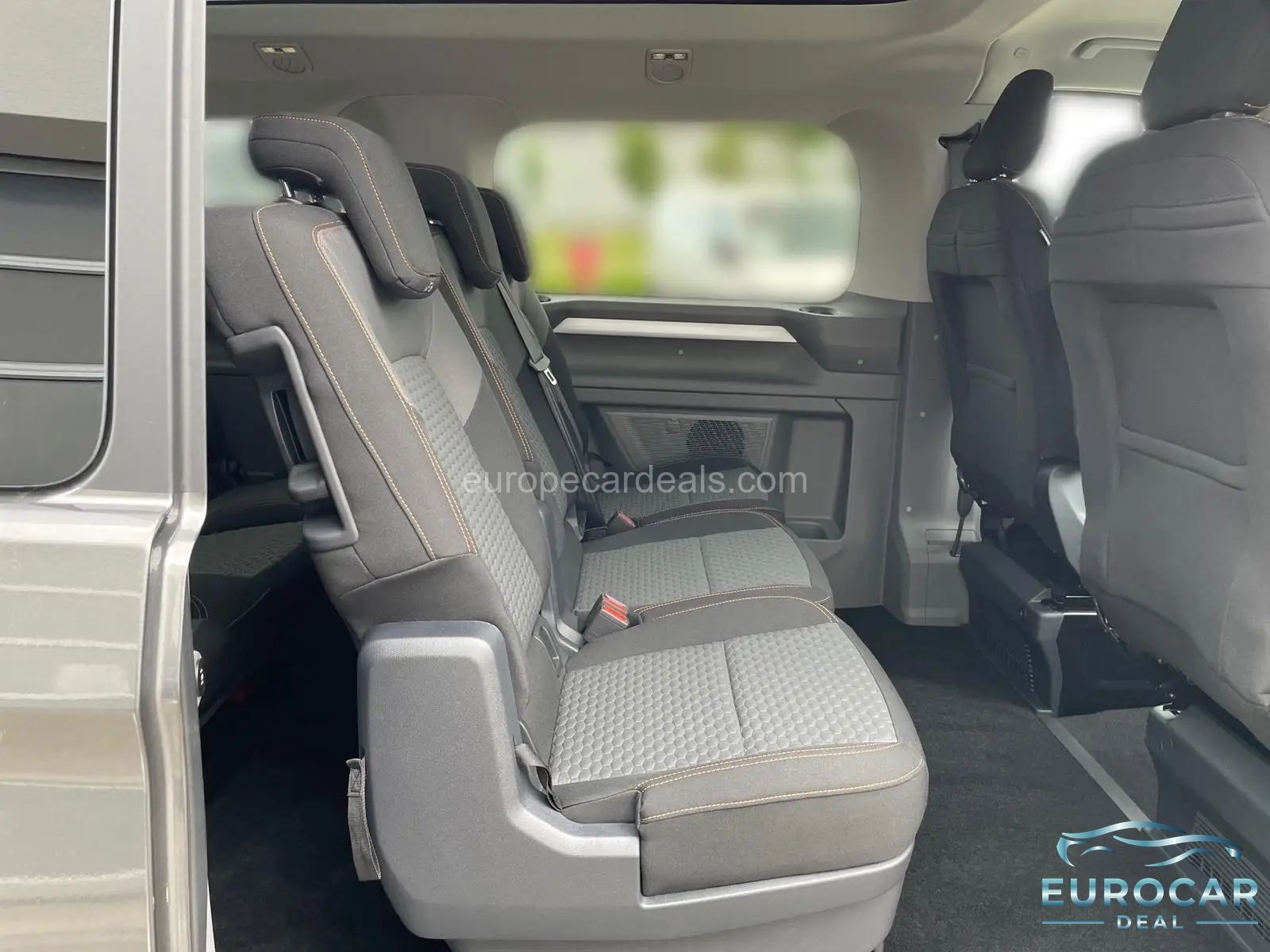 Volkswagen T7 Caravelle