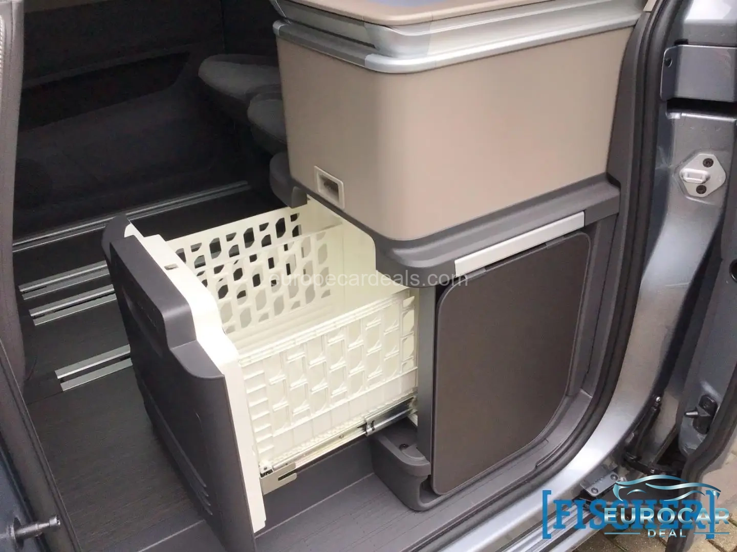 Volkswagen T7 California