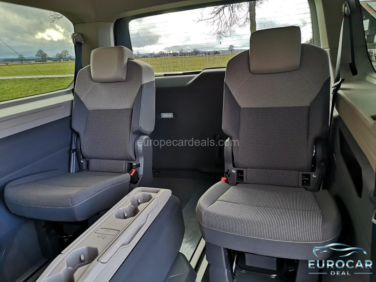Volkswagen T7 California