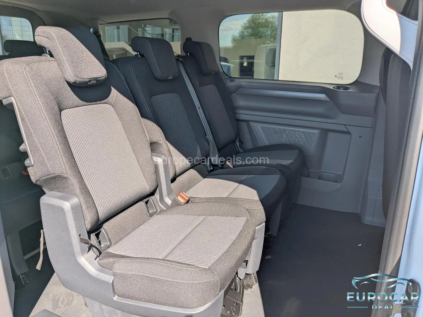 Volkswagen T7 Caravelle