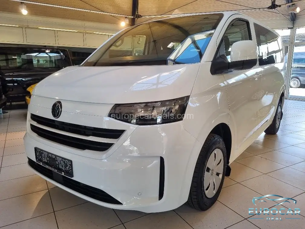 Volkswagen T7 Kombi