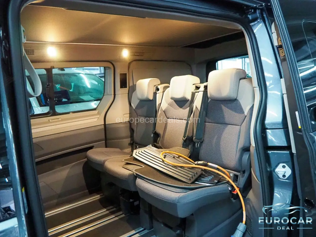 Volkswagen T7 California