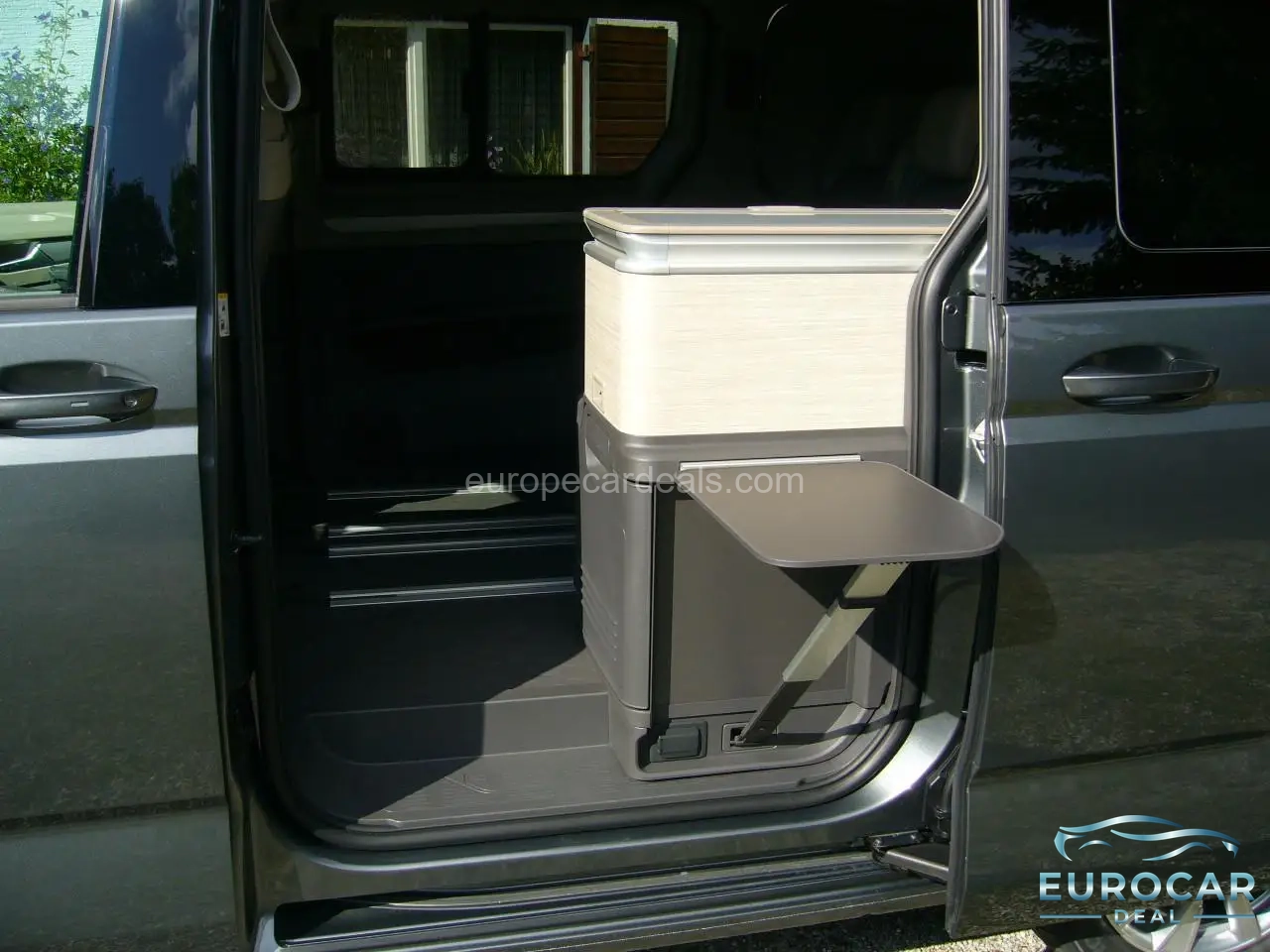 Volkswagen T7 California