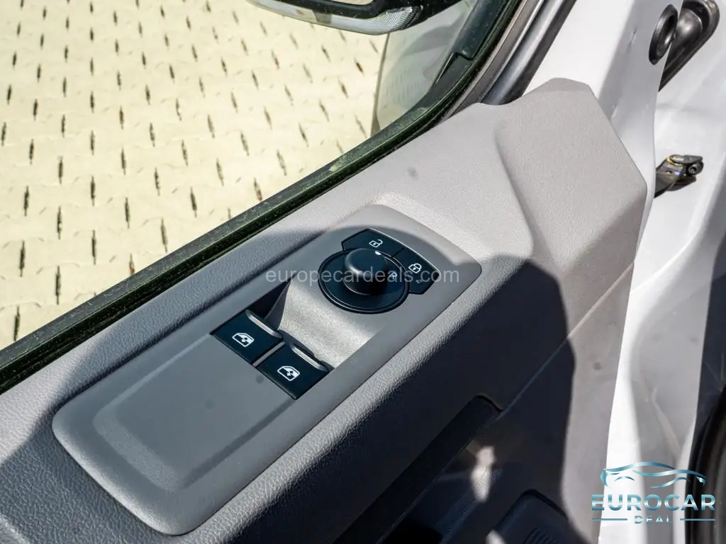 Volkswagen T7 Transporter