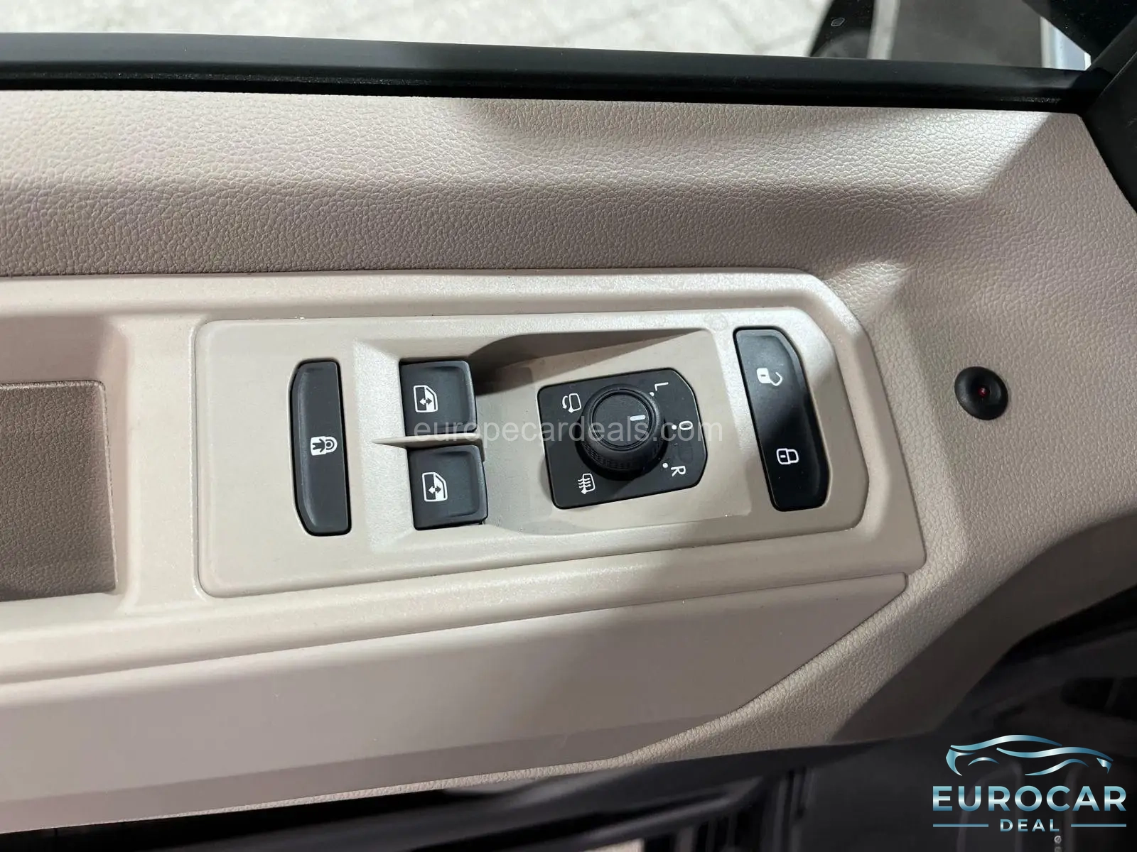 Volkswagen T7 California