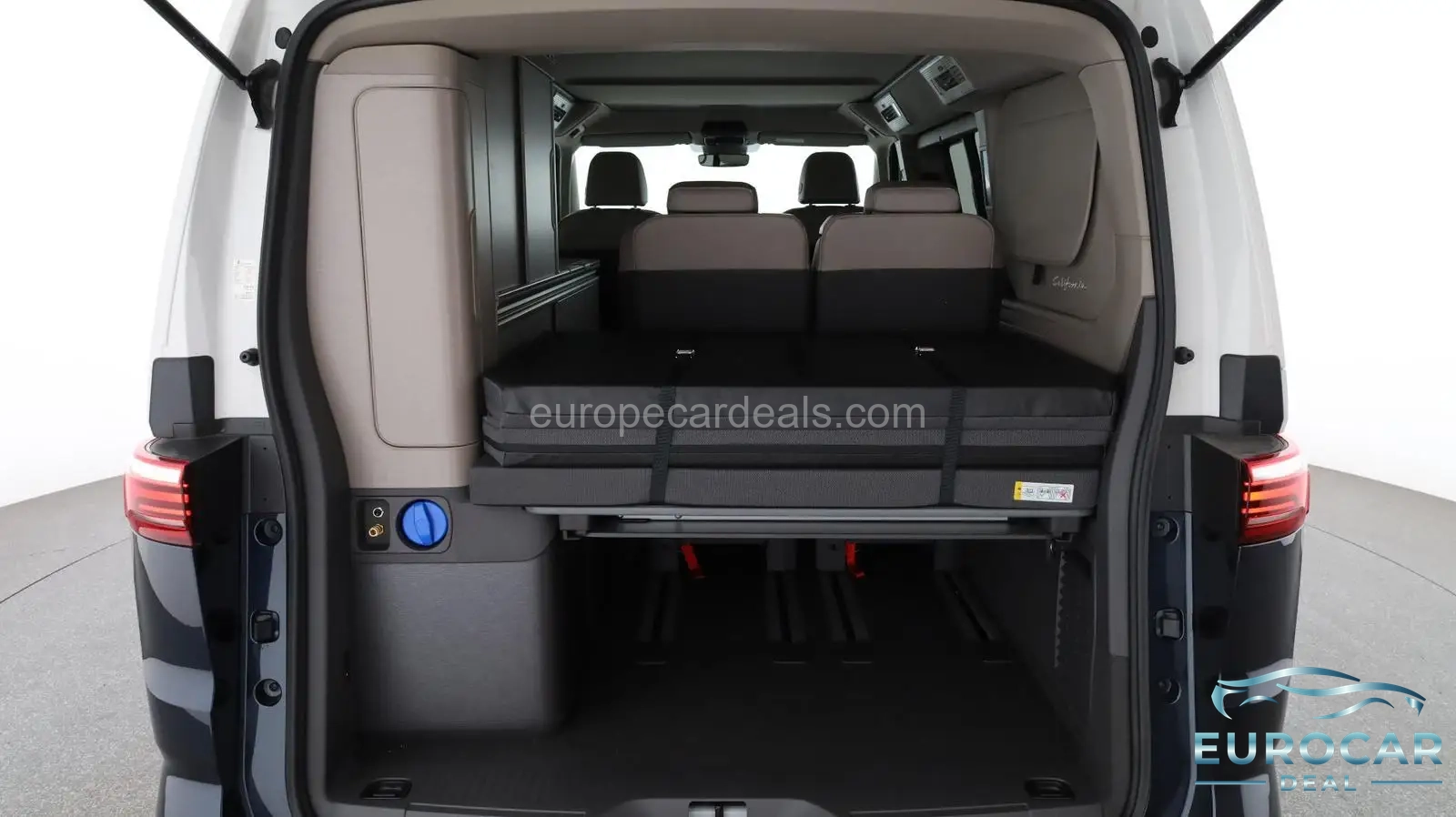 Volkswagen T7 California