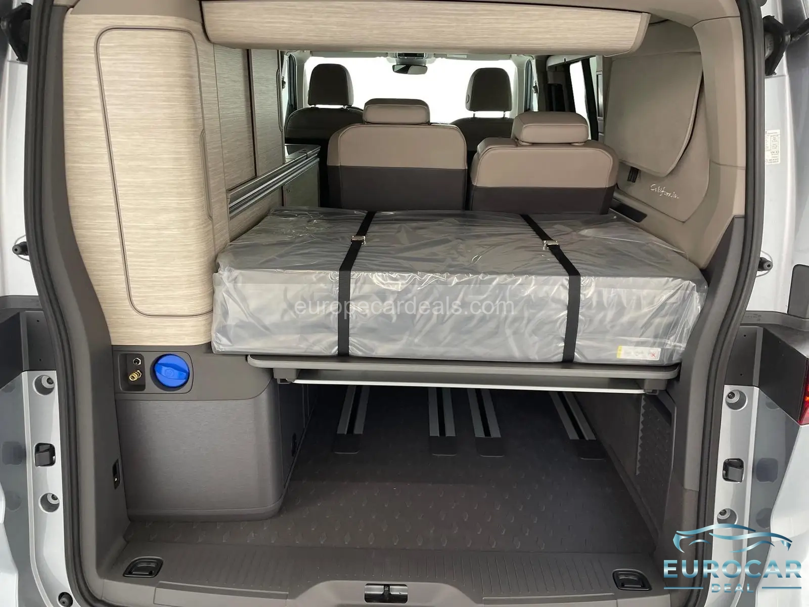 Volkswagen T7 California