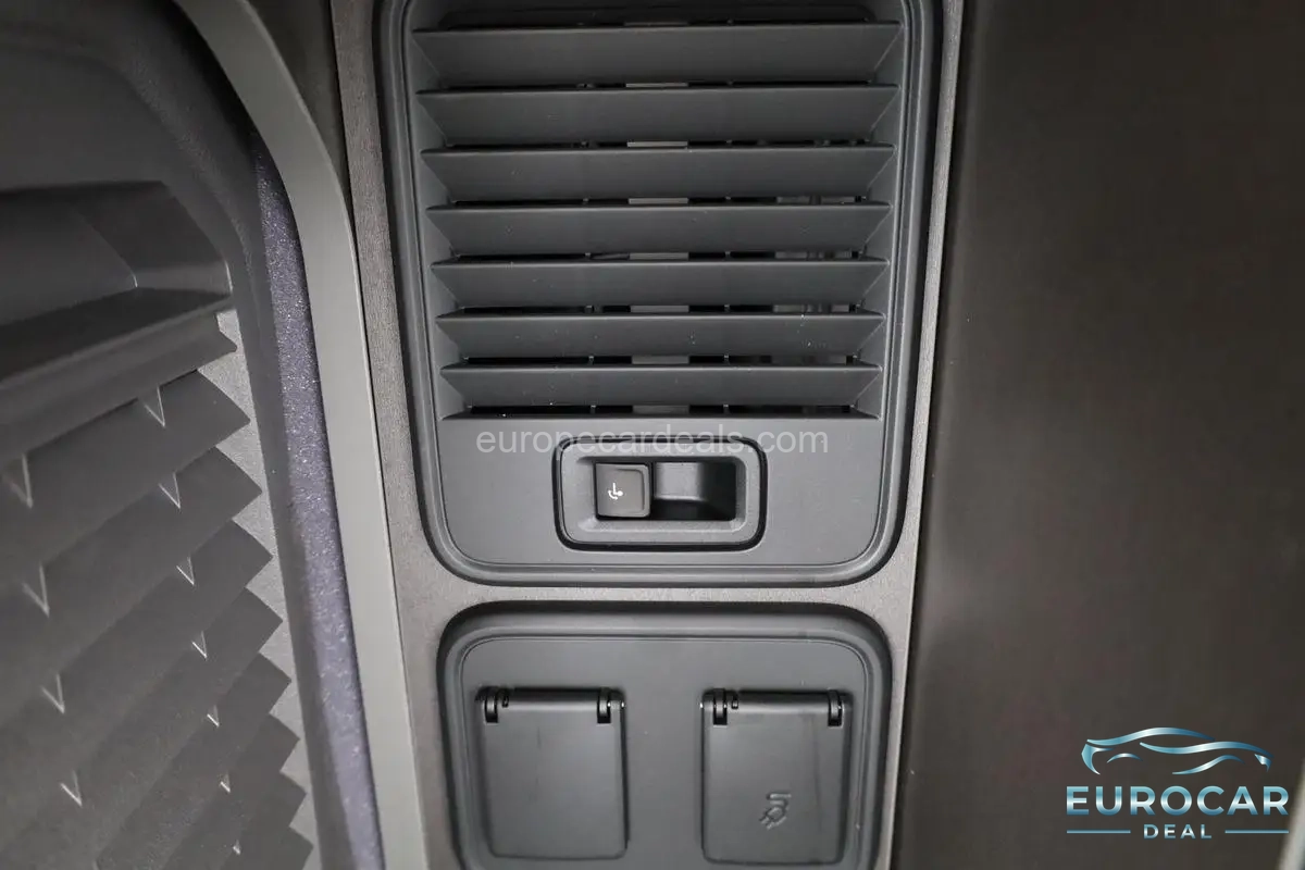 Volkswagen T7 California