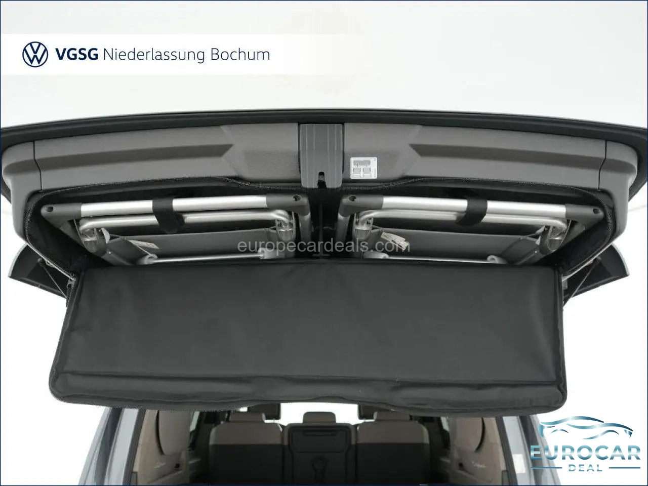 Volkswagen T7 California