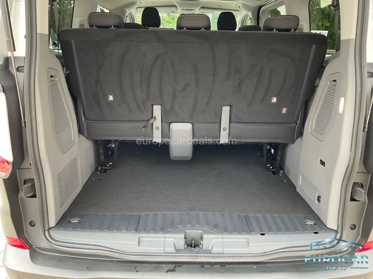 Volkswagen T7 Caravelle