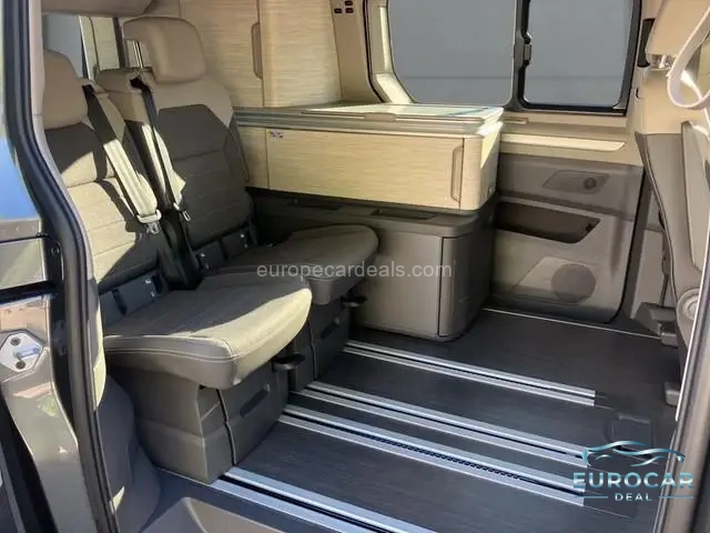Volkswagen T7 California