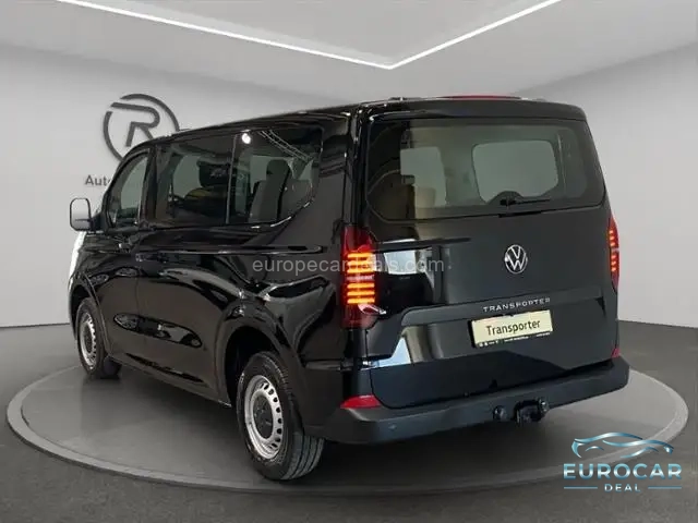 Volkswagen T7 Kombi