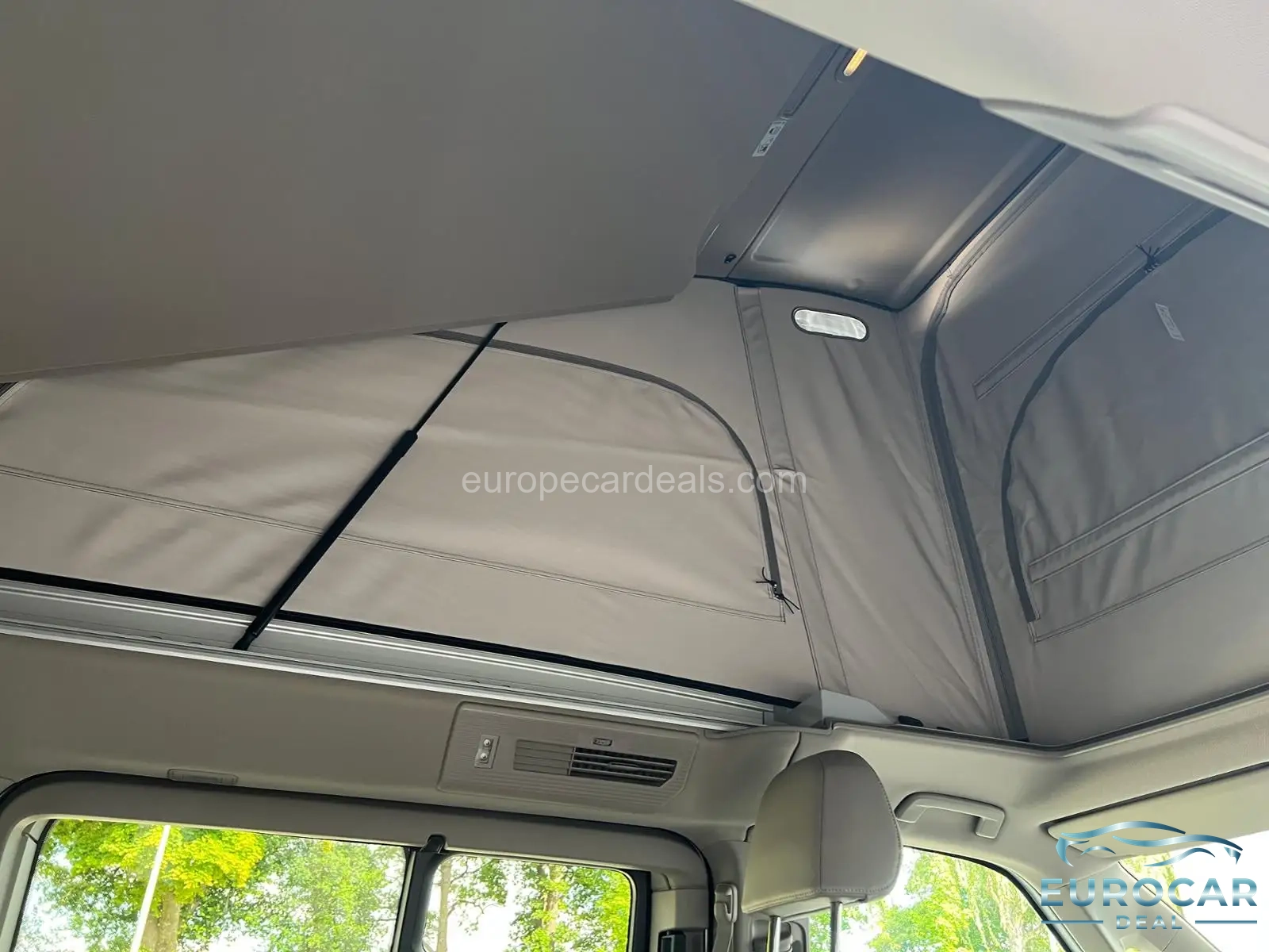 Volkswagen T7 California