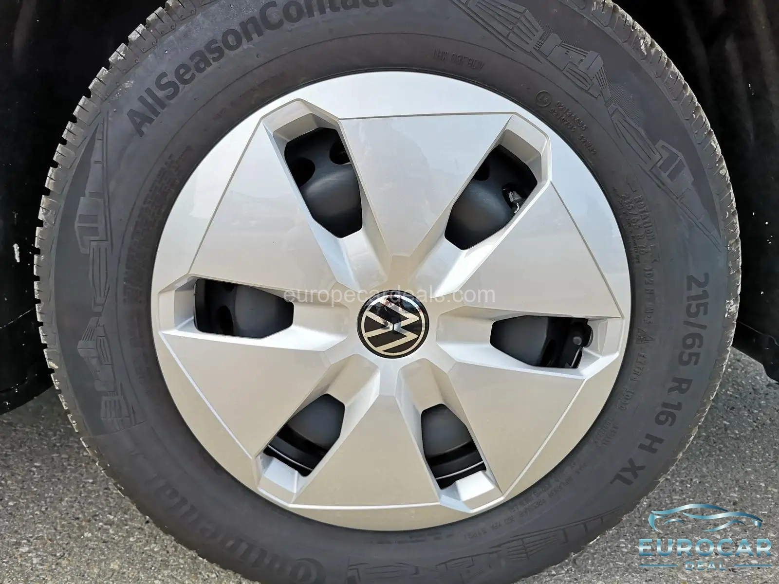 Volkswagen T7 California