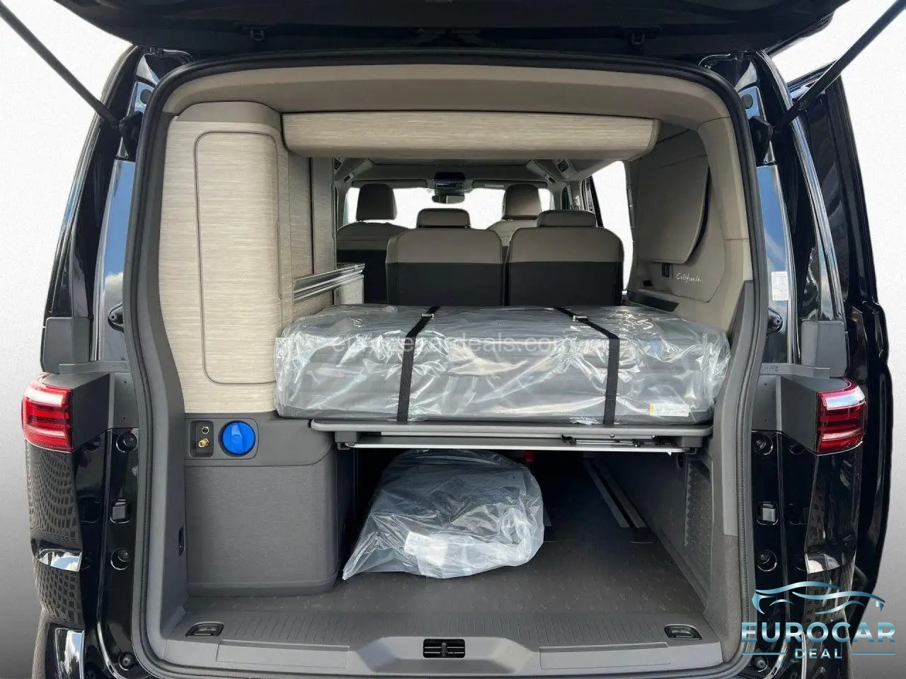 Volkswagen T7 California