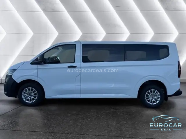 Volkswagen T7 Kombi