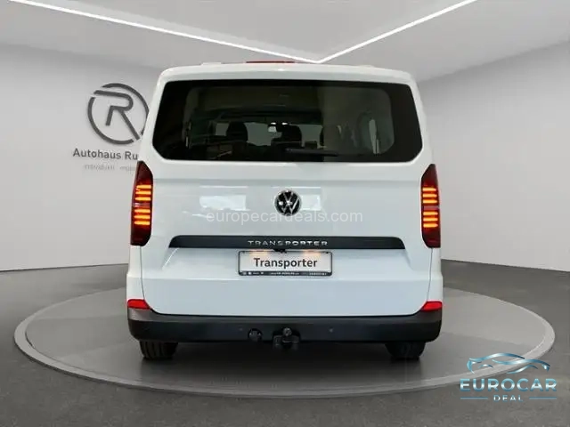 Volkswagen T7 Kombi