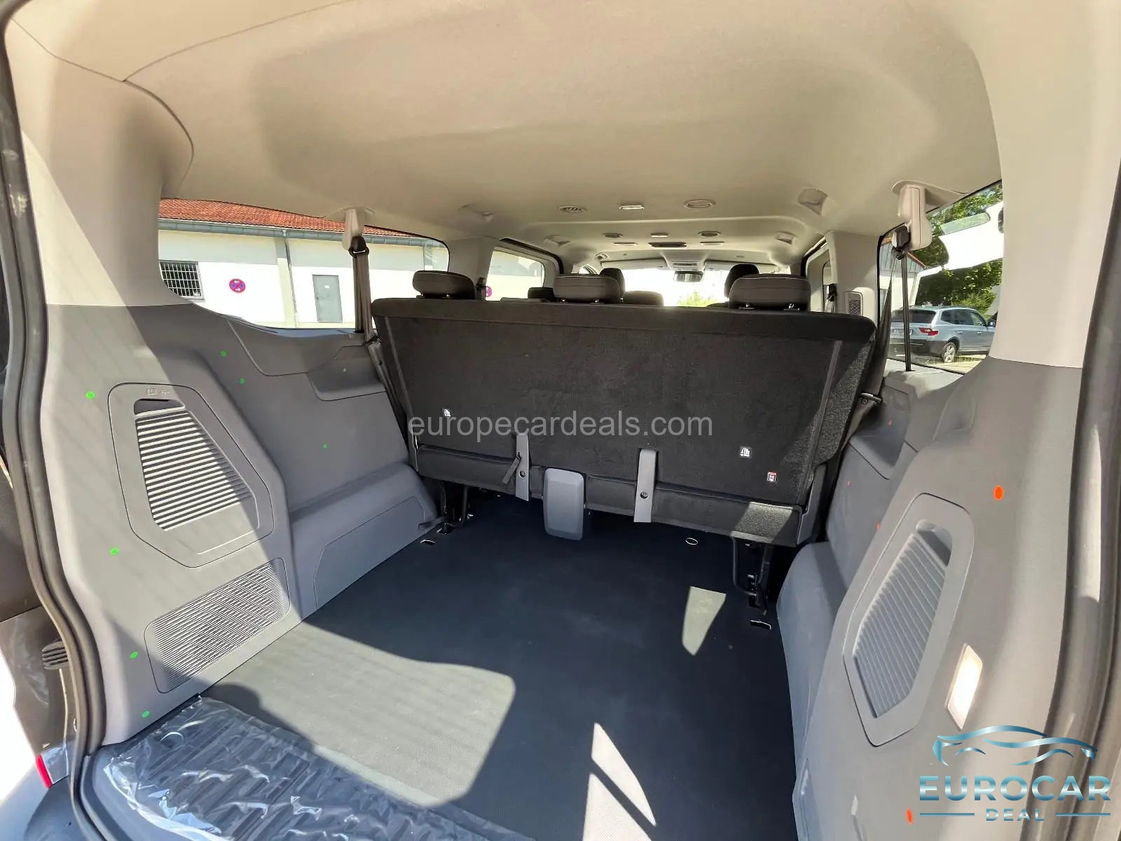Volkswagen T7 Caravelle