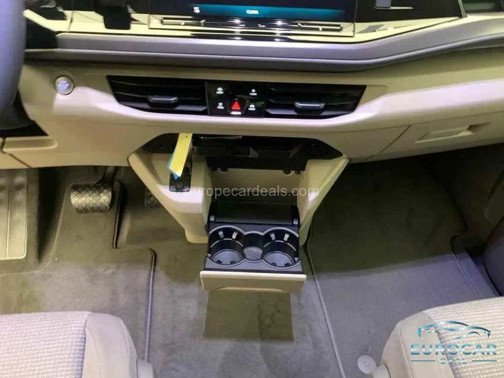 Volkswagen T7 California