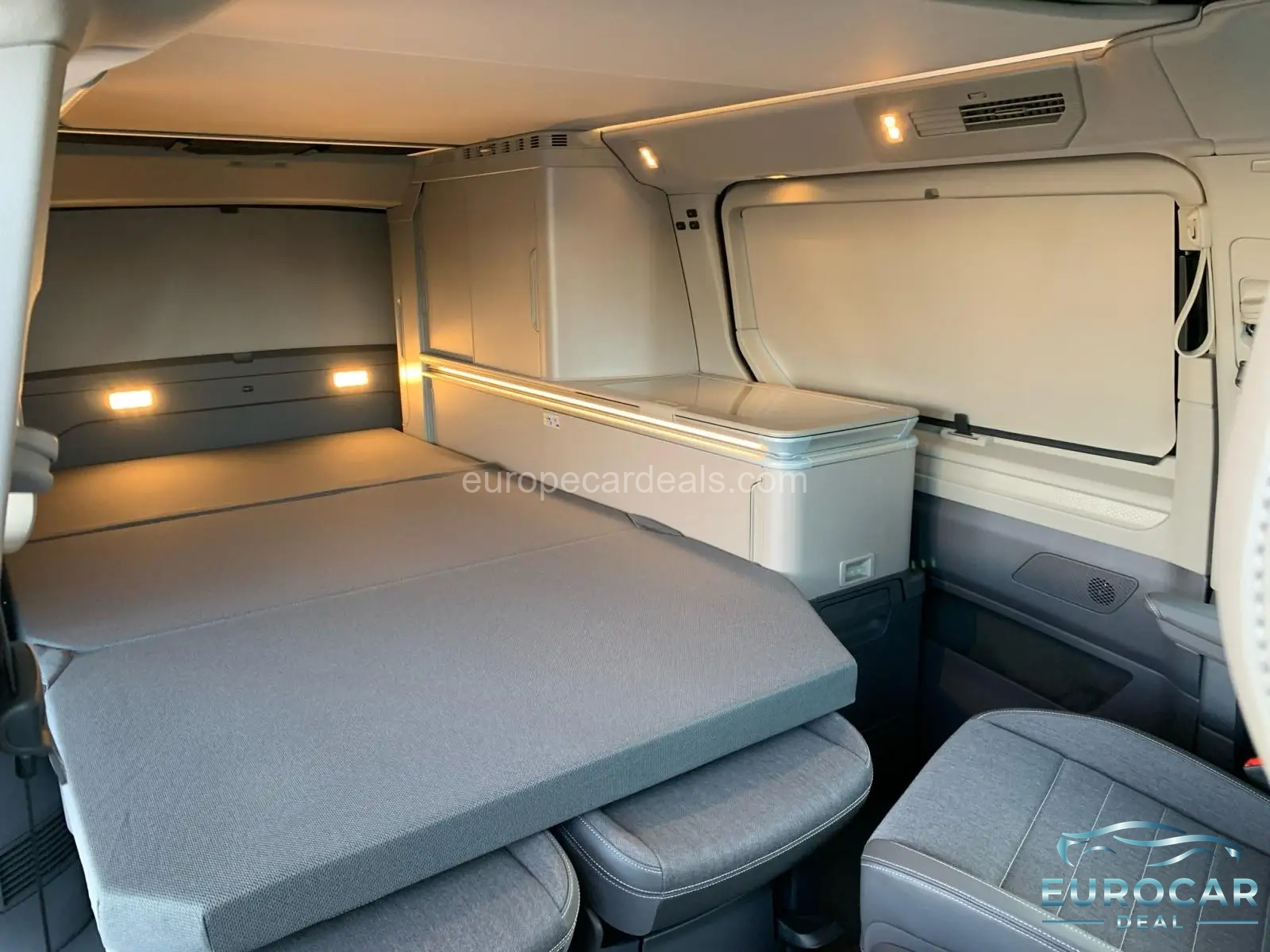 Volkswagen T7 California