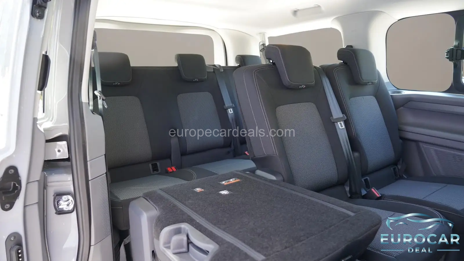 Volkswagen T7 Caravelle