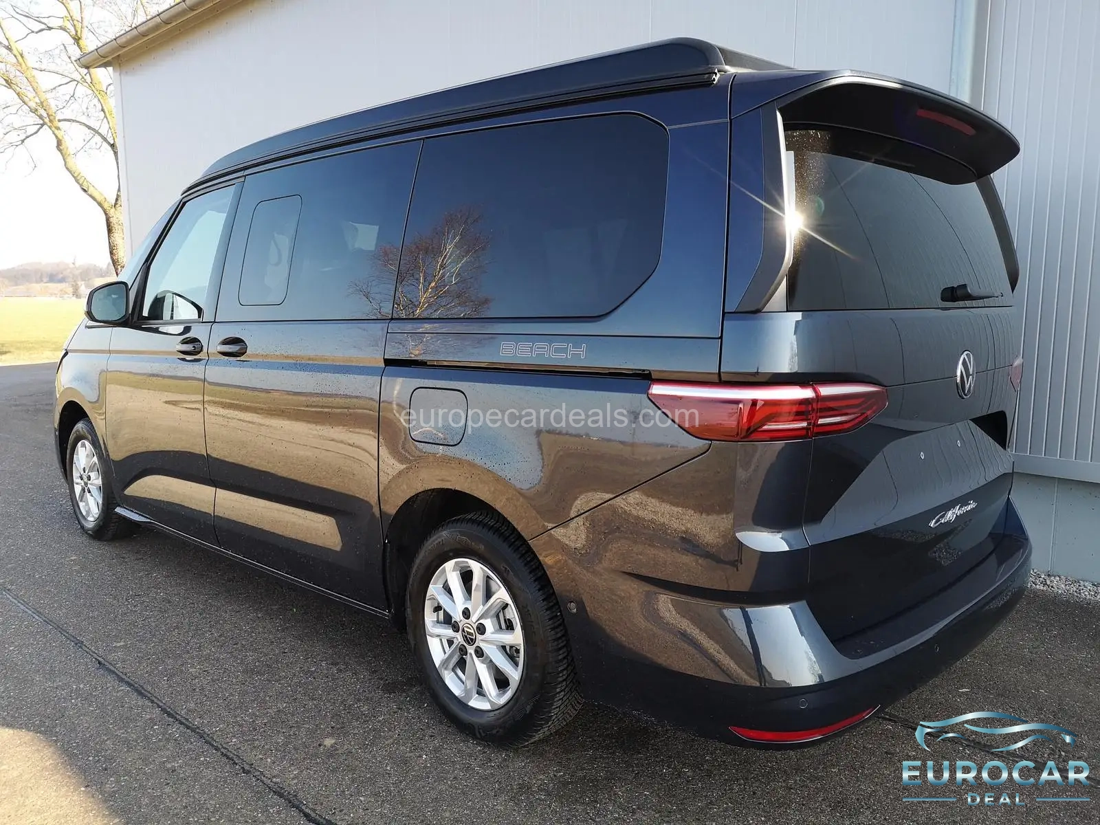 Volkswagen T7 California