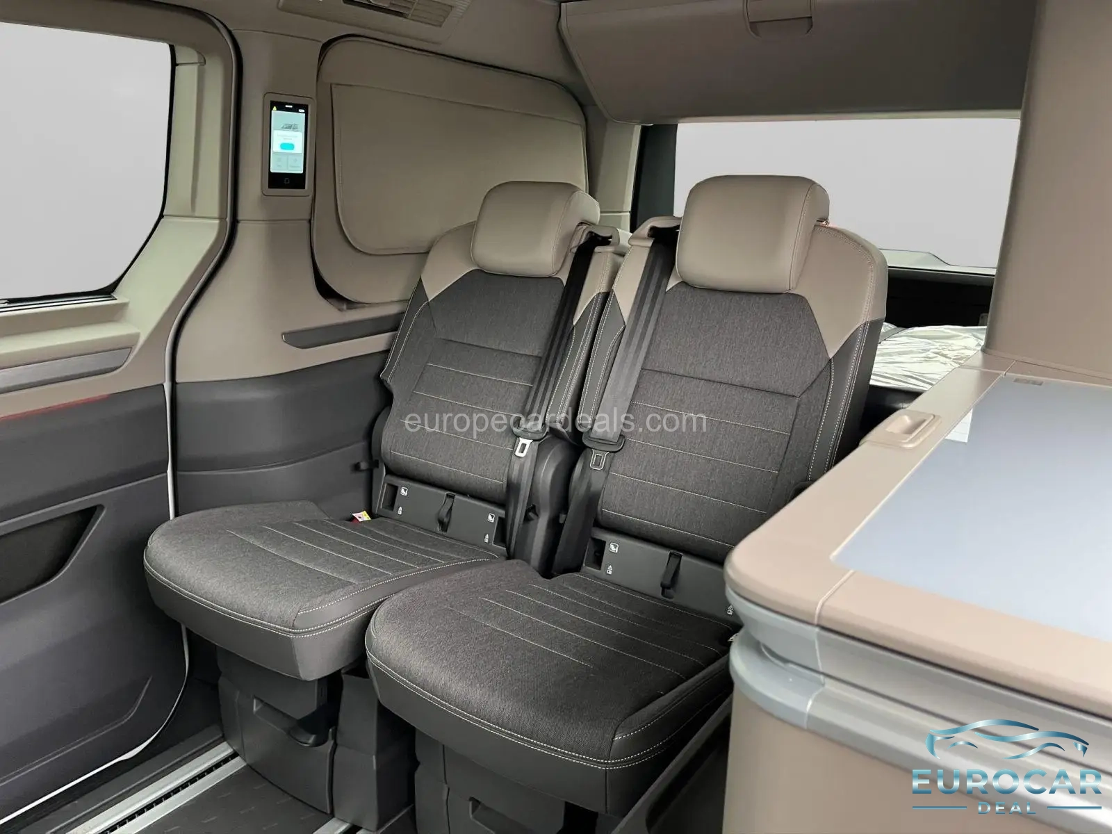 Volkswagen T7 California